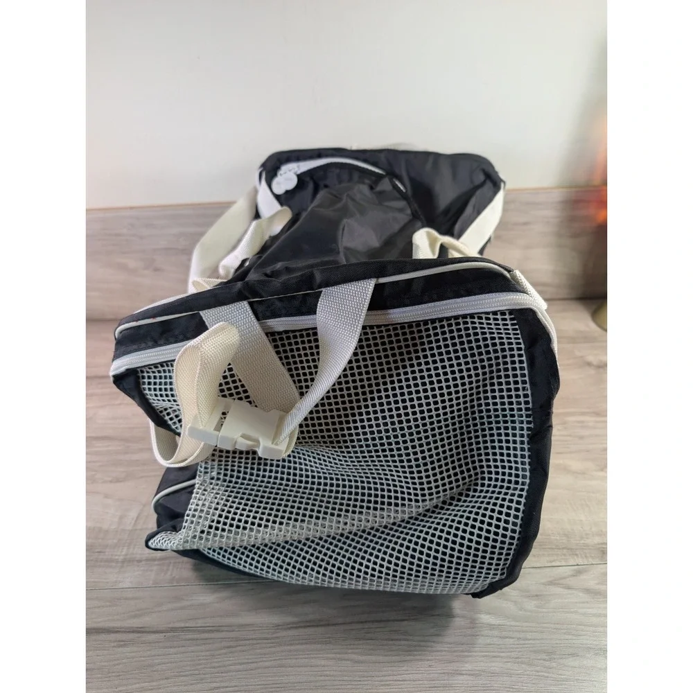 Vintage Speedo Large Swim/Travel/Gym Duffel Bag Retro White / Black  Mesh Pocket